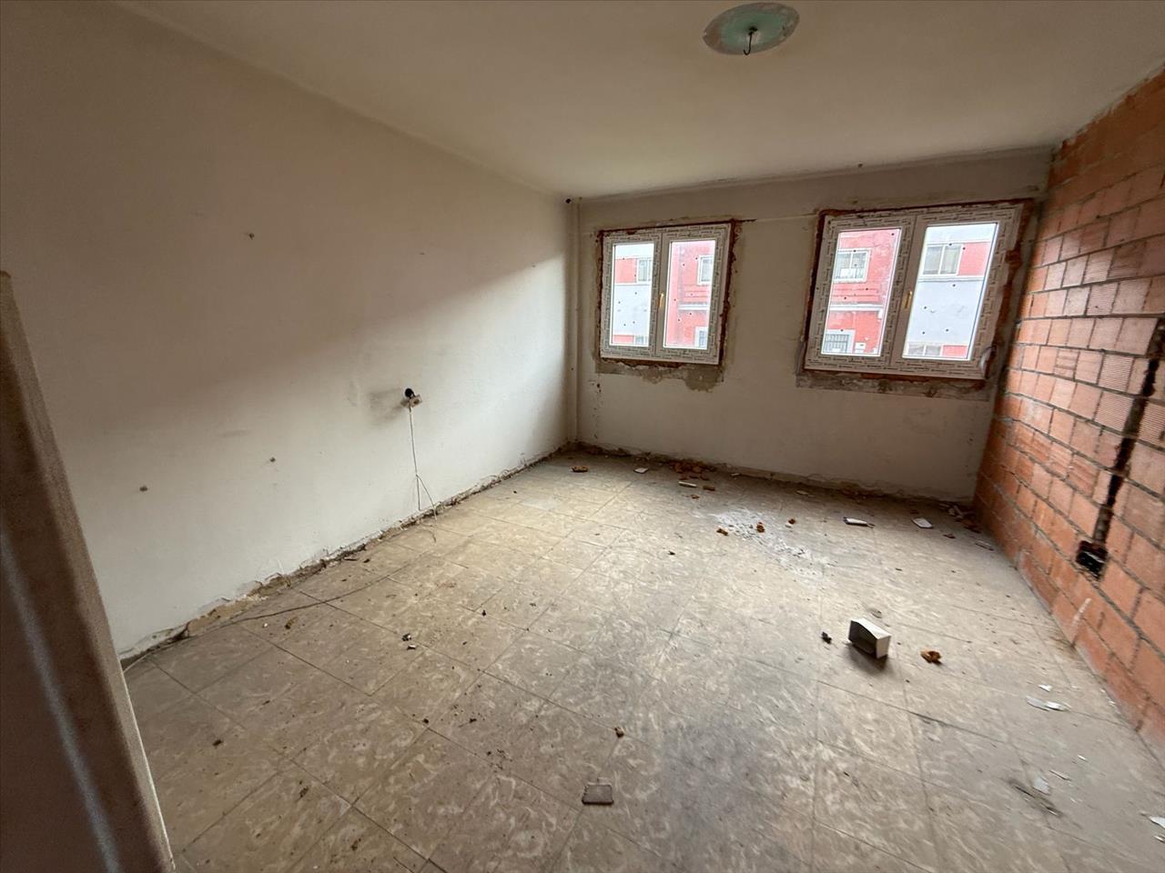 undefined - Image 11