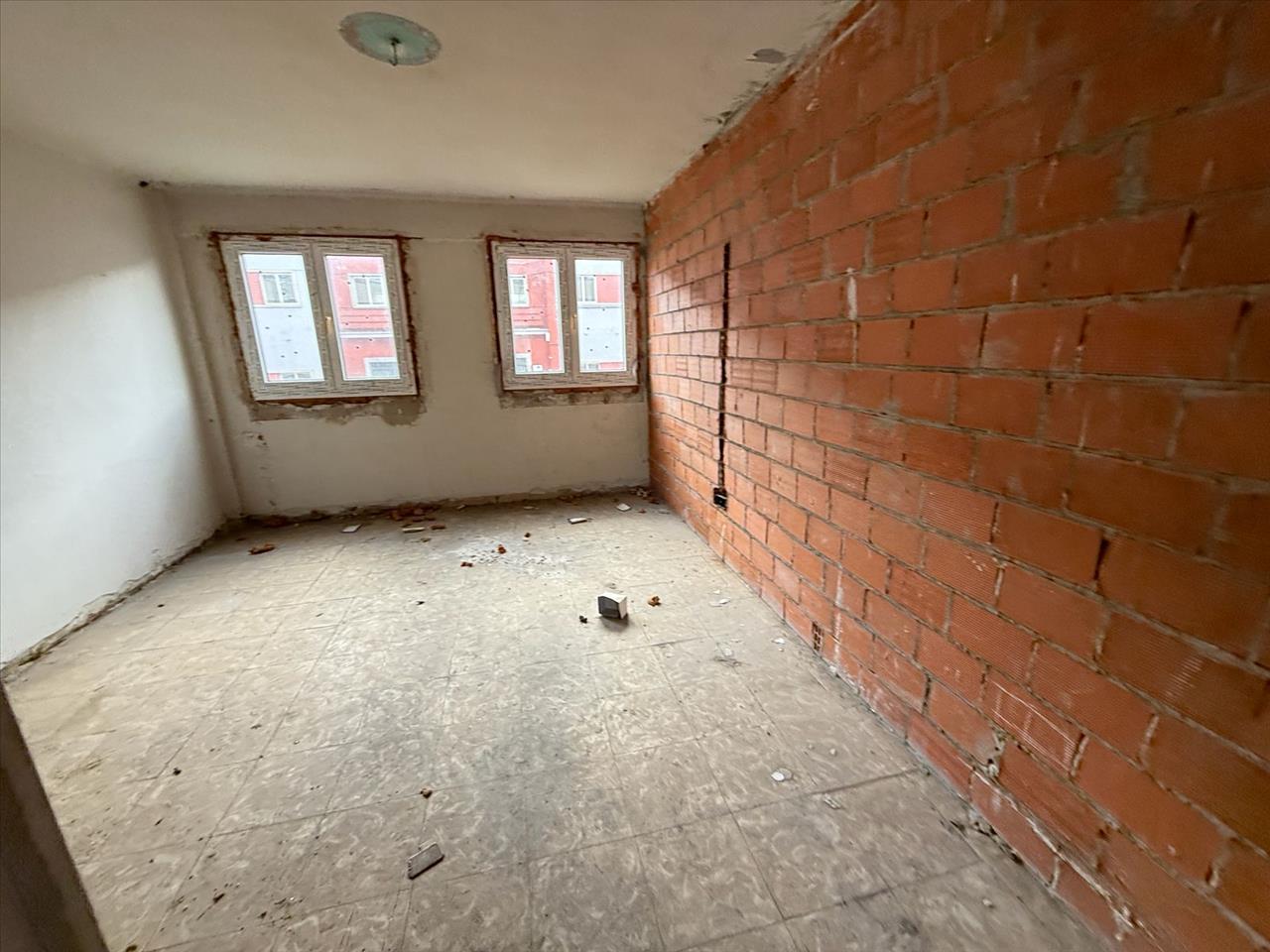 undefined - Image 12