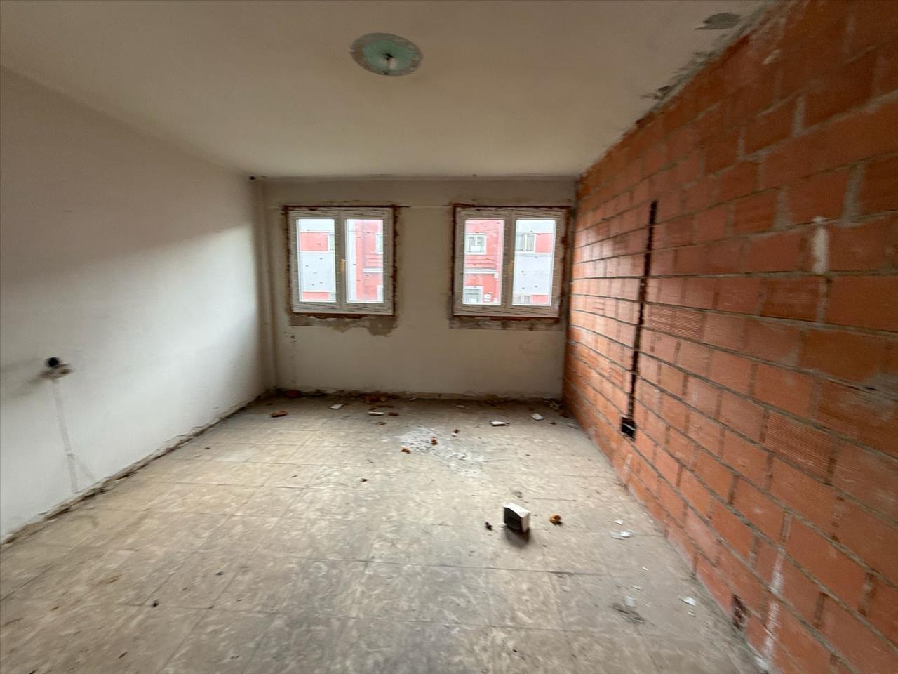 undefined - Image 13