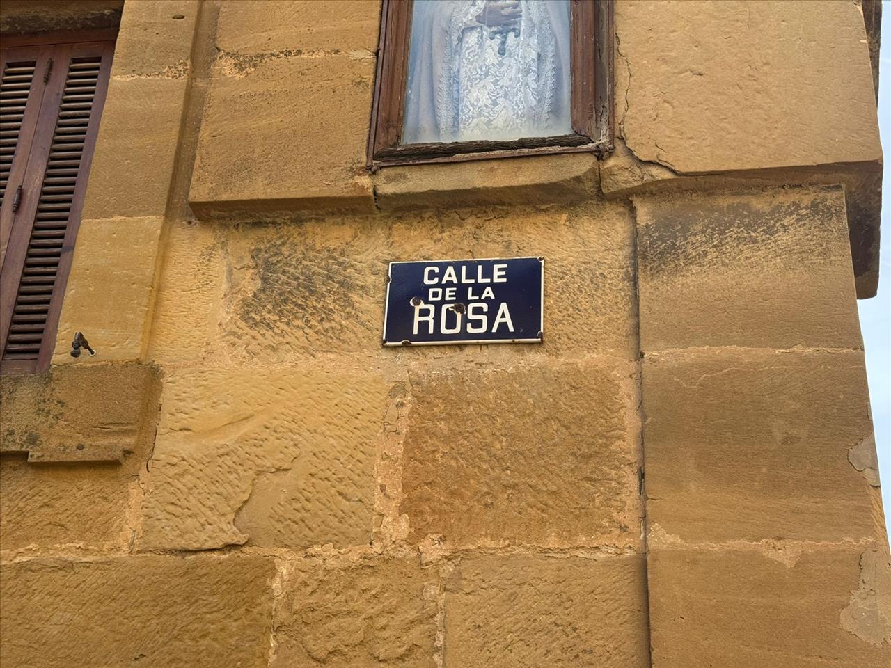 calle Rosa, Briones, La Rioja