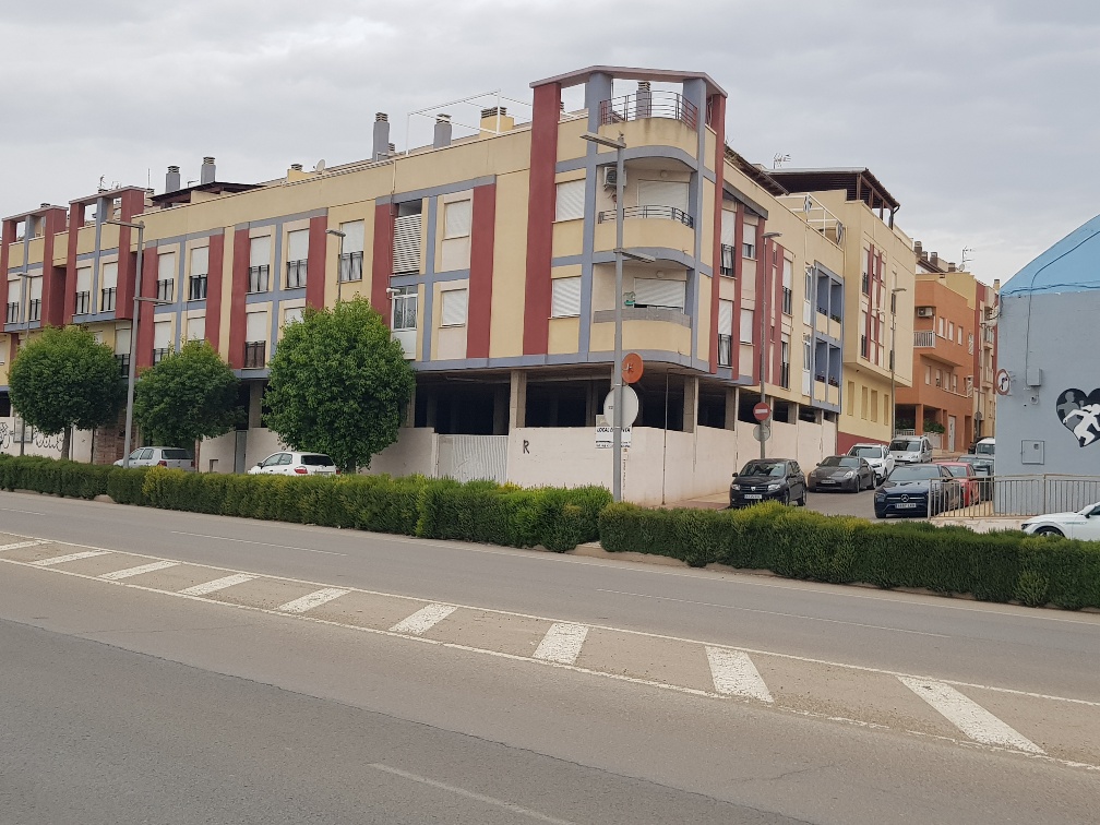 Local comercial en Juan Carlos I
