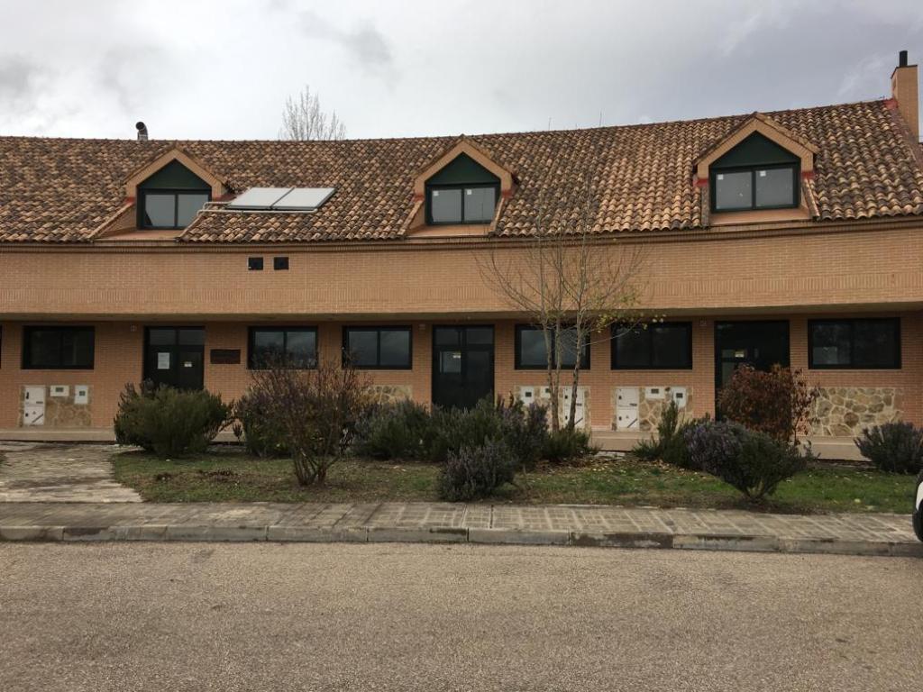 Local comercial en CONCEJO DE LA MESTA