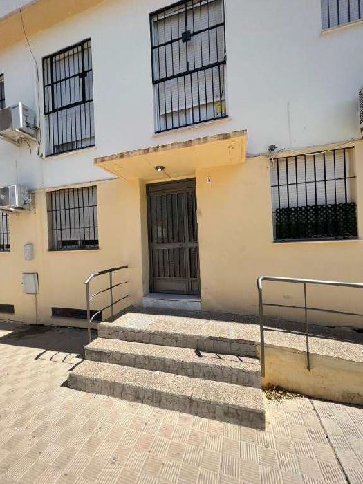 Piso en Plaza Santa Gema