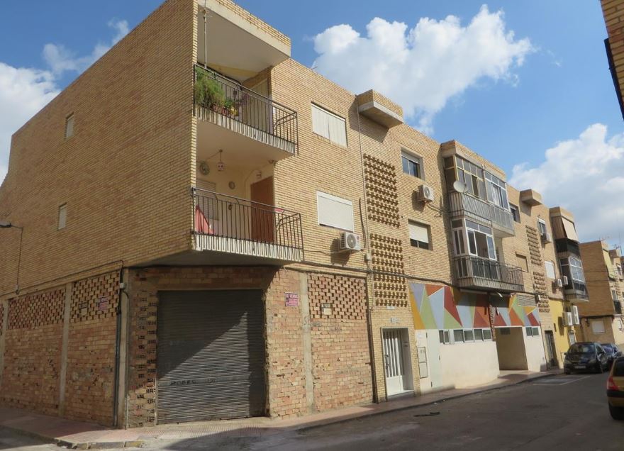 Piso en Calle Cieza 12 Portal 12 Planta 1 Puerta B