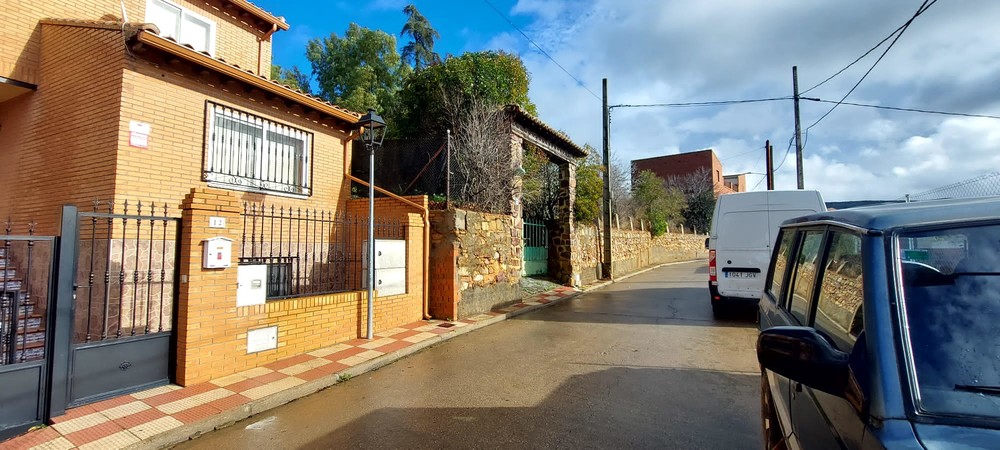 Casa independiente en Calle Ventura Jimenez