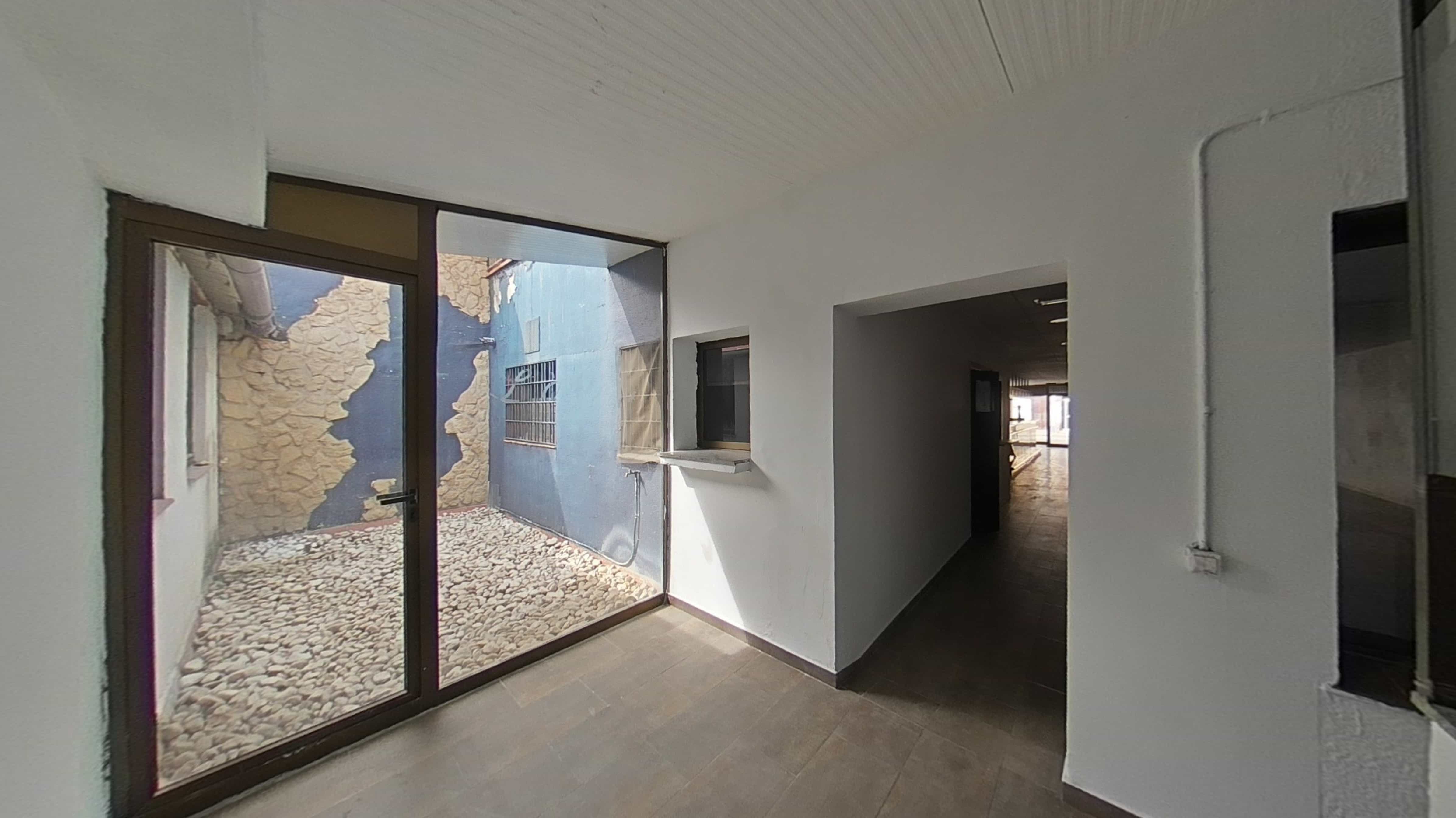 - Image 10