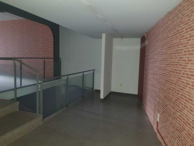 Oportunidade Única em Girona: Imóvel para Recuperação - Image 7