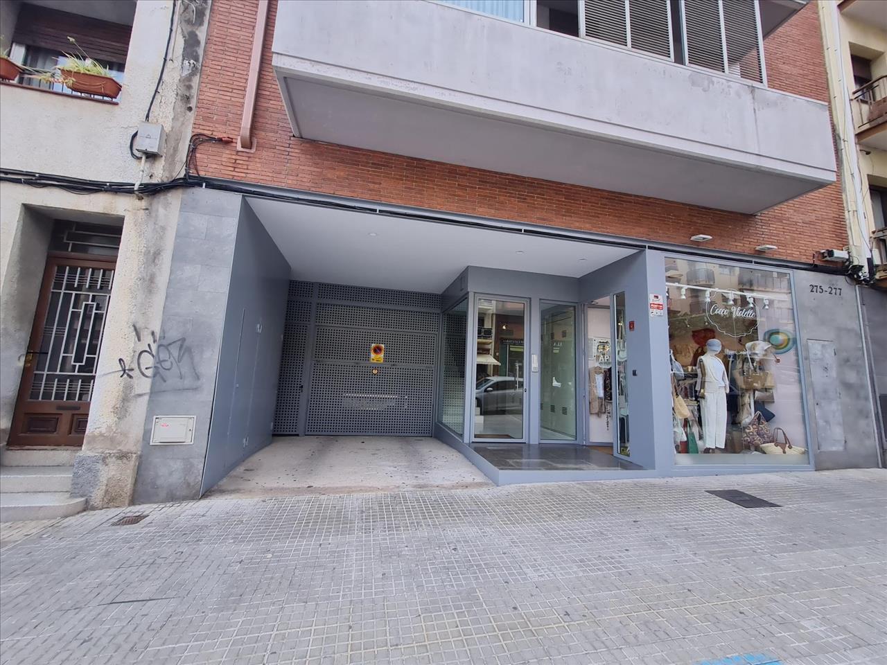 Garaje en Vallirana, Barcelona
