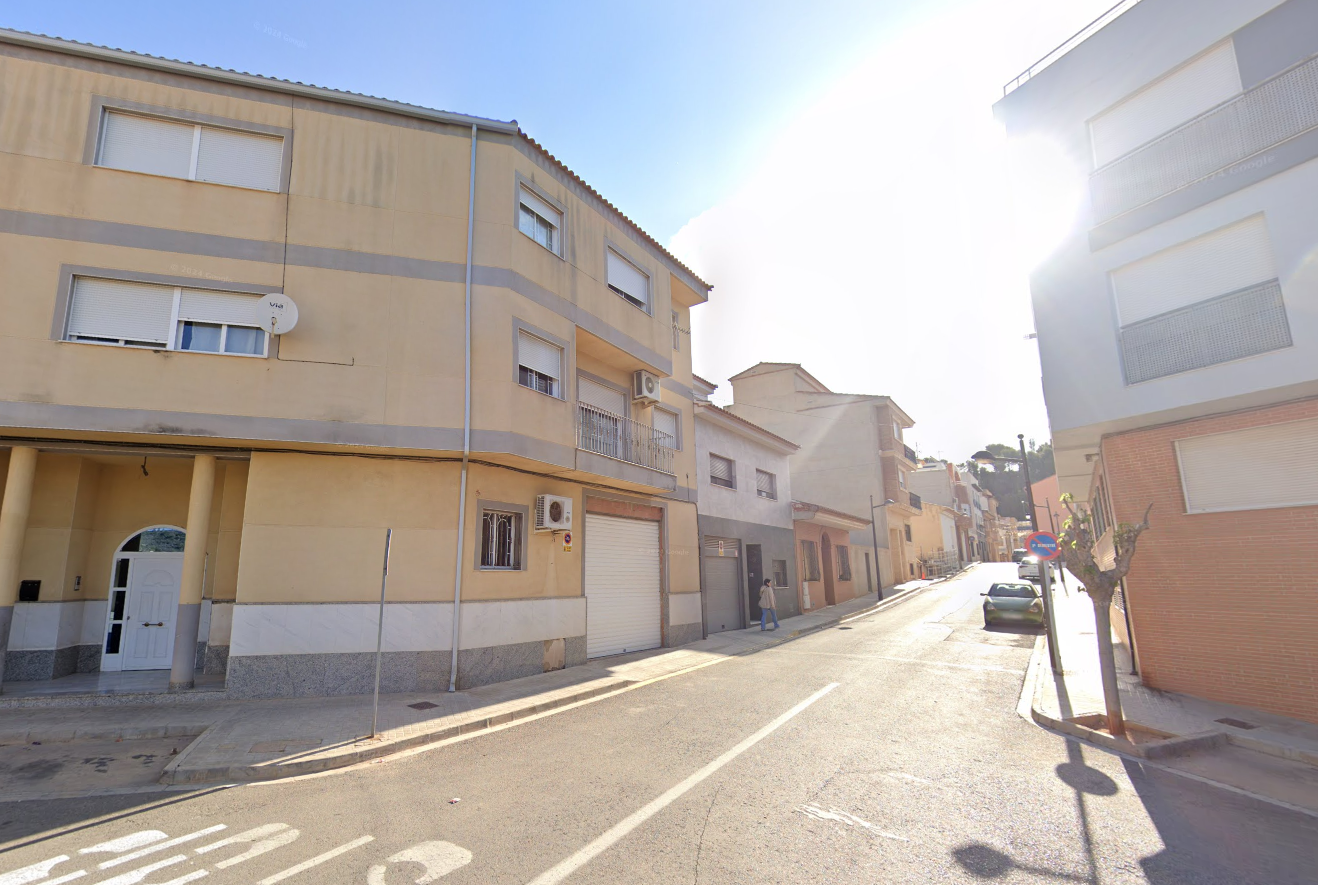 Calle Remigio Benito, Turís