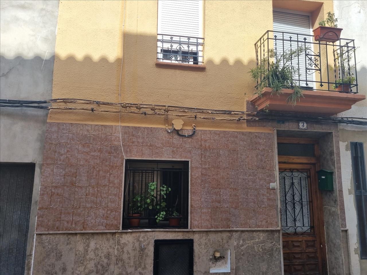 Calle Virtudes nº 3, Macastre, Valencia