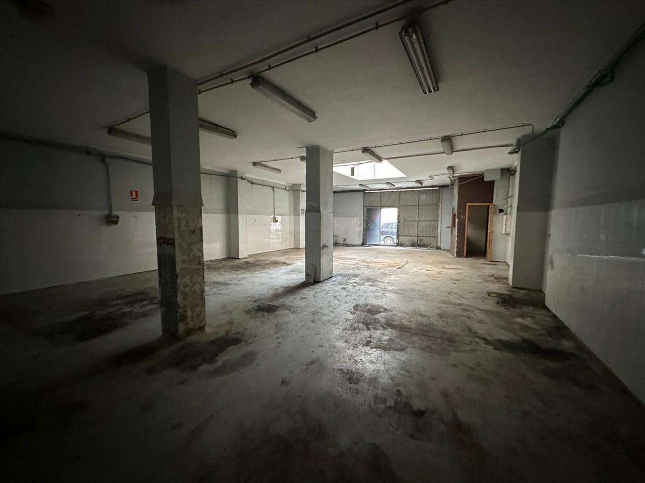  - Image 1