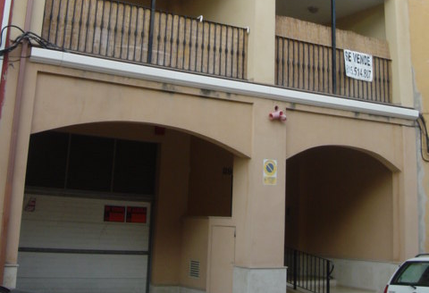 Garaje en *