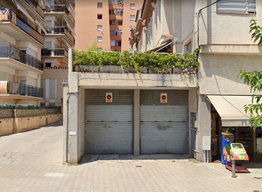 Garaje en Figueres, Girona