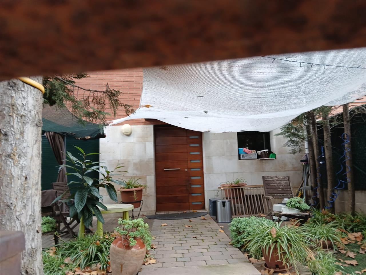 undefined - Image 1