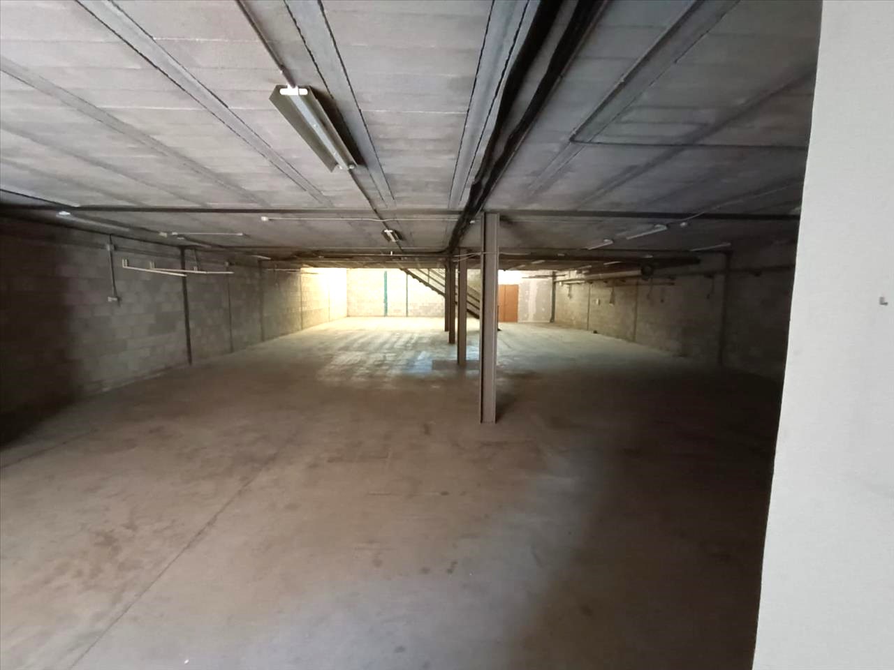 undefined - Image 4