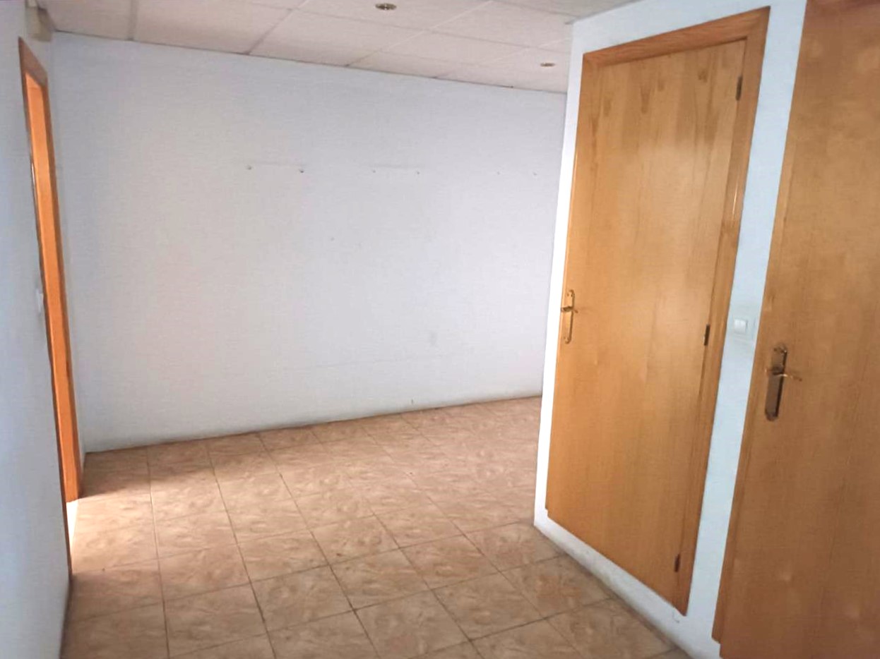 undefined - Image 37