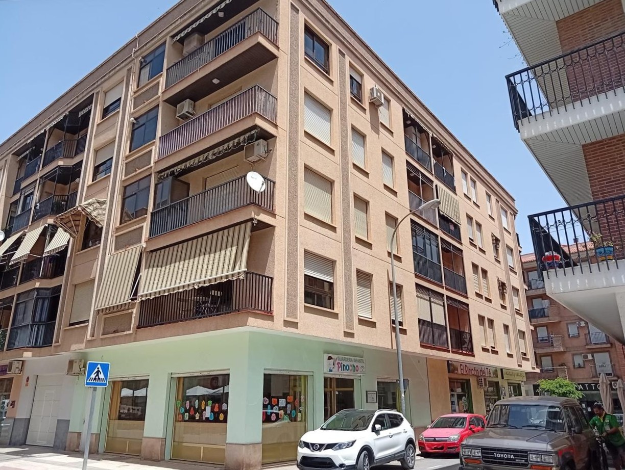 Local comercial en Moraima