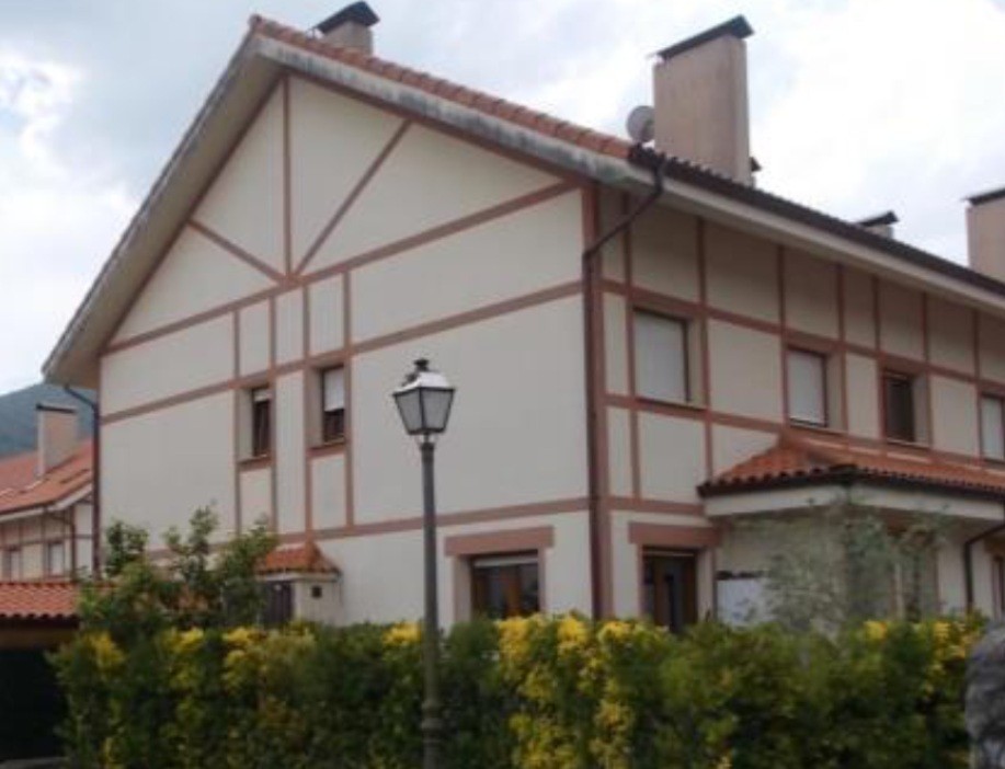 calle El Barrio Cerro, Rasines, Cantabria