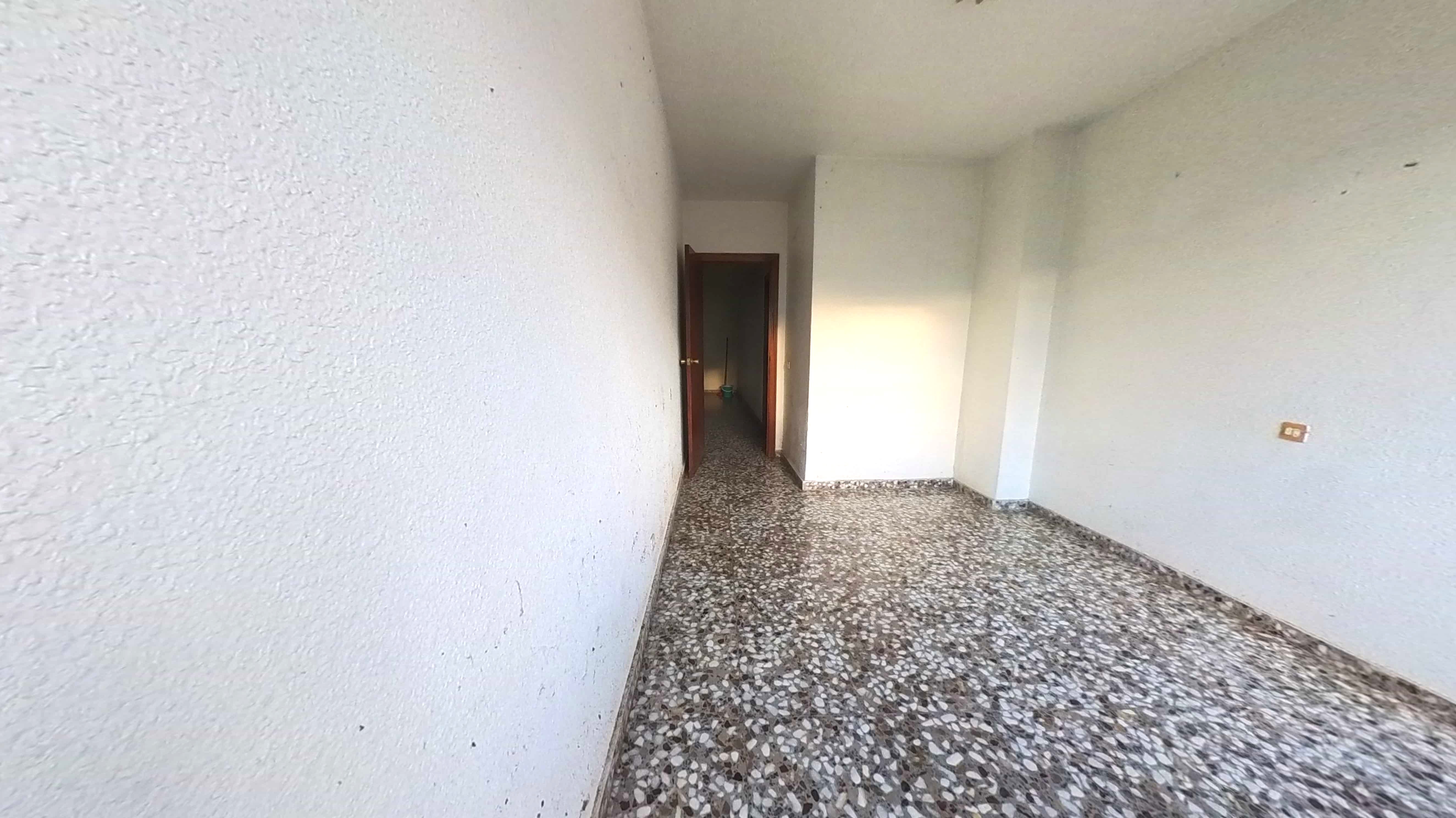 undefined - Image 13