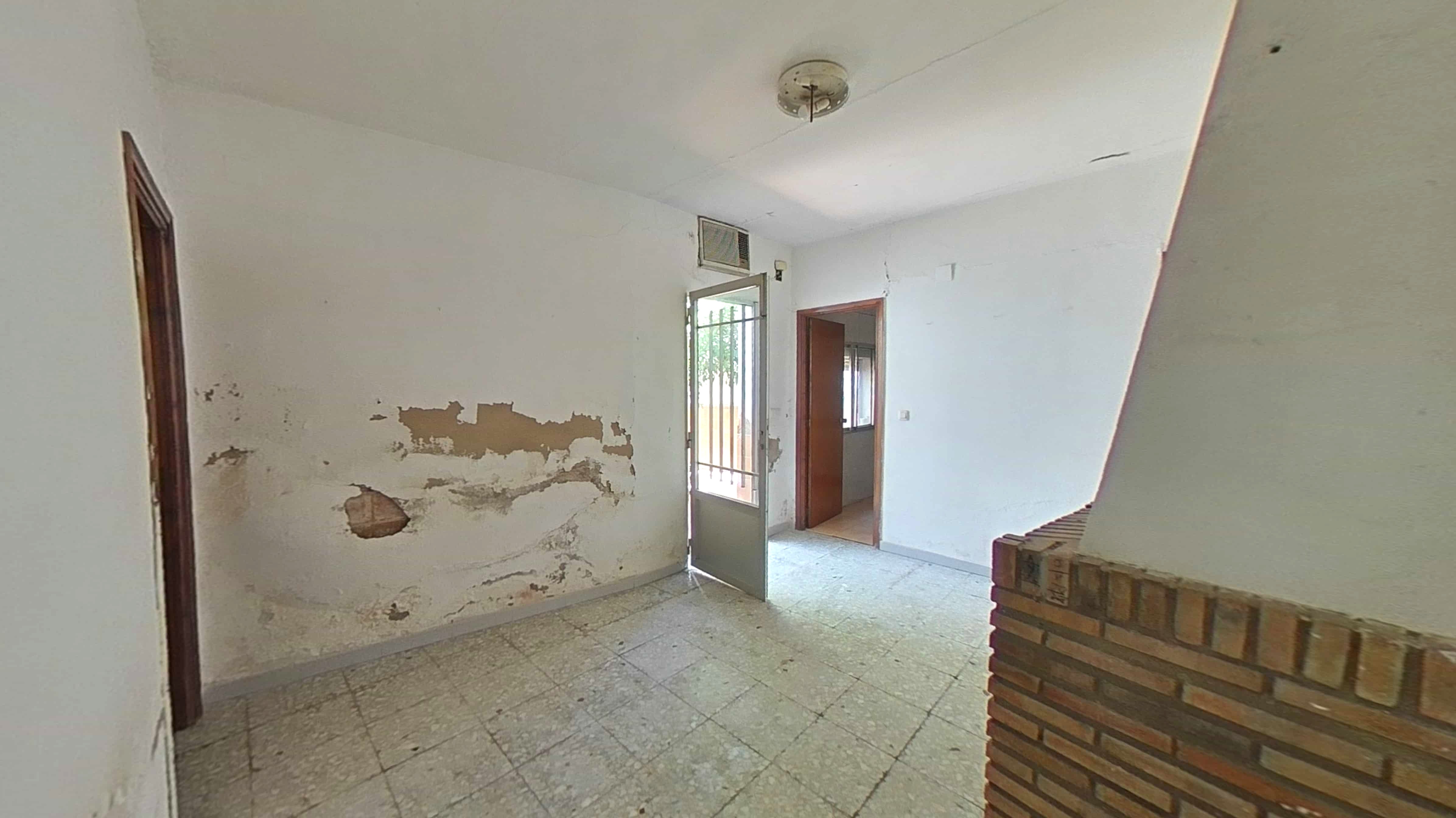 undefined - Image 4