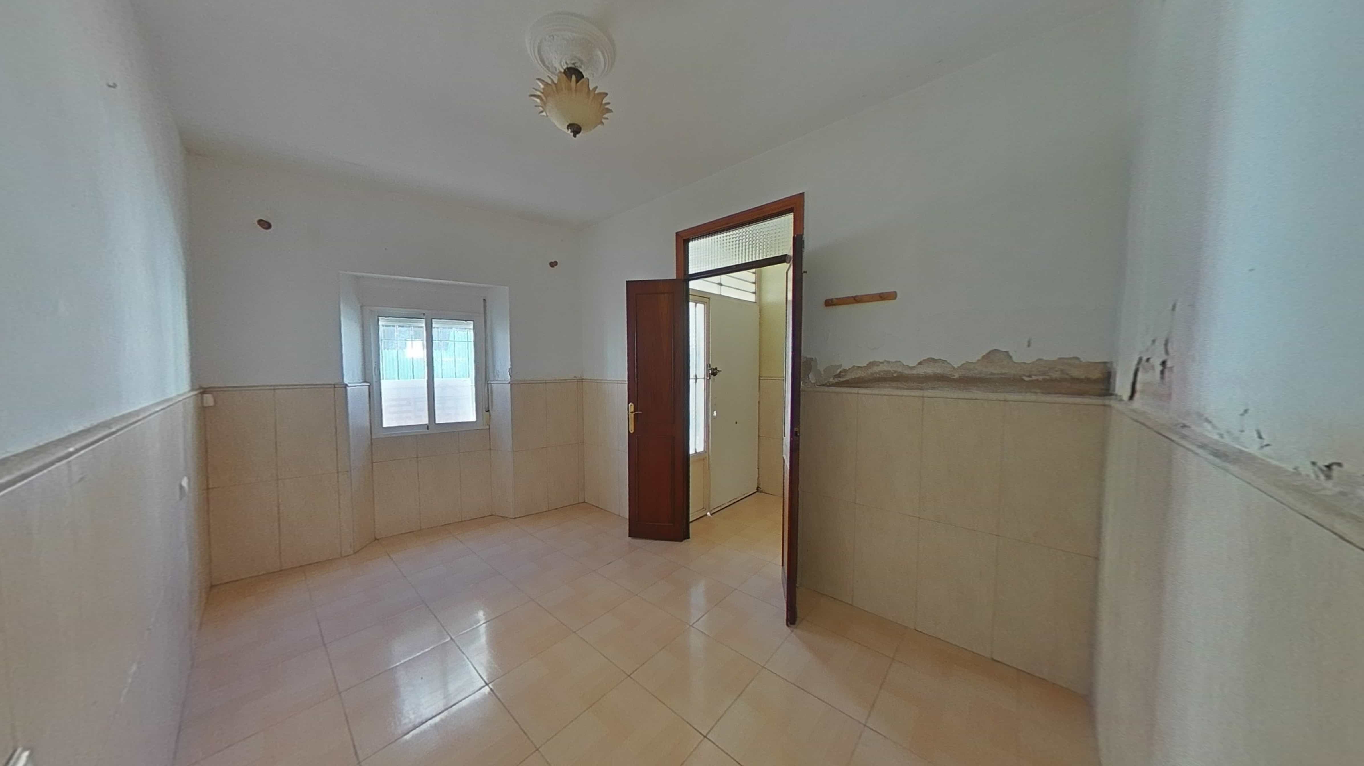 undefined - Image 12