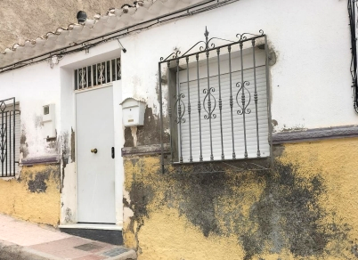 Casa independiente en Claveles
