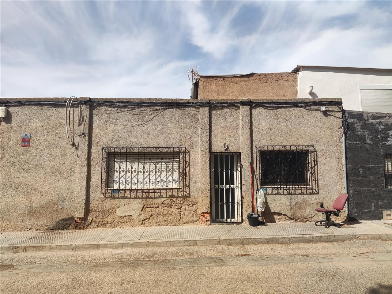 Casa independiente en Alc.Valentin Arroni-Vicar