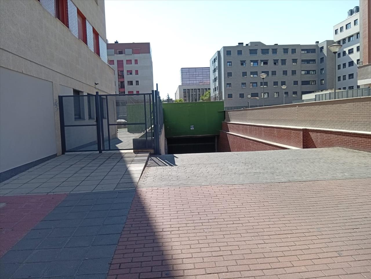 undefined - Image 3