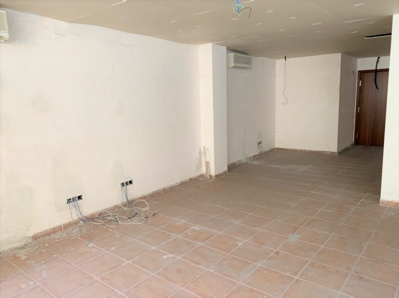 - Image 4