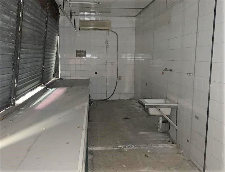 Oportunidade Única em Girona: Espaço para Recuperar - Image 3