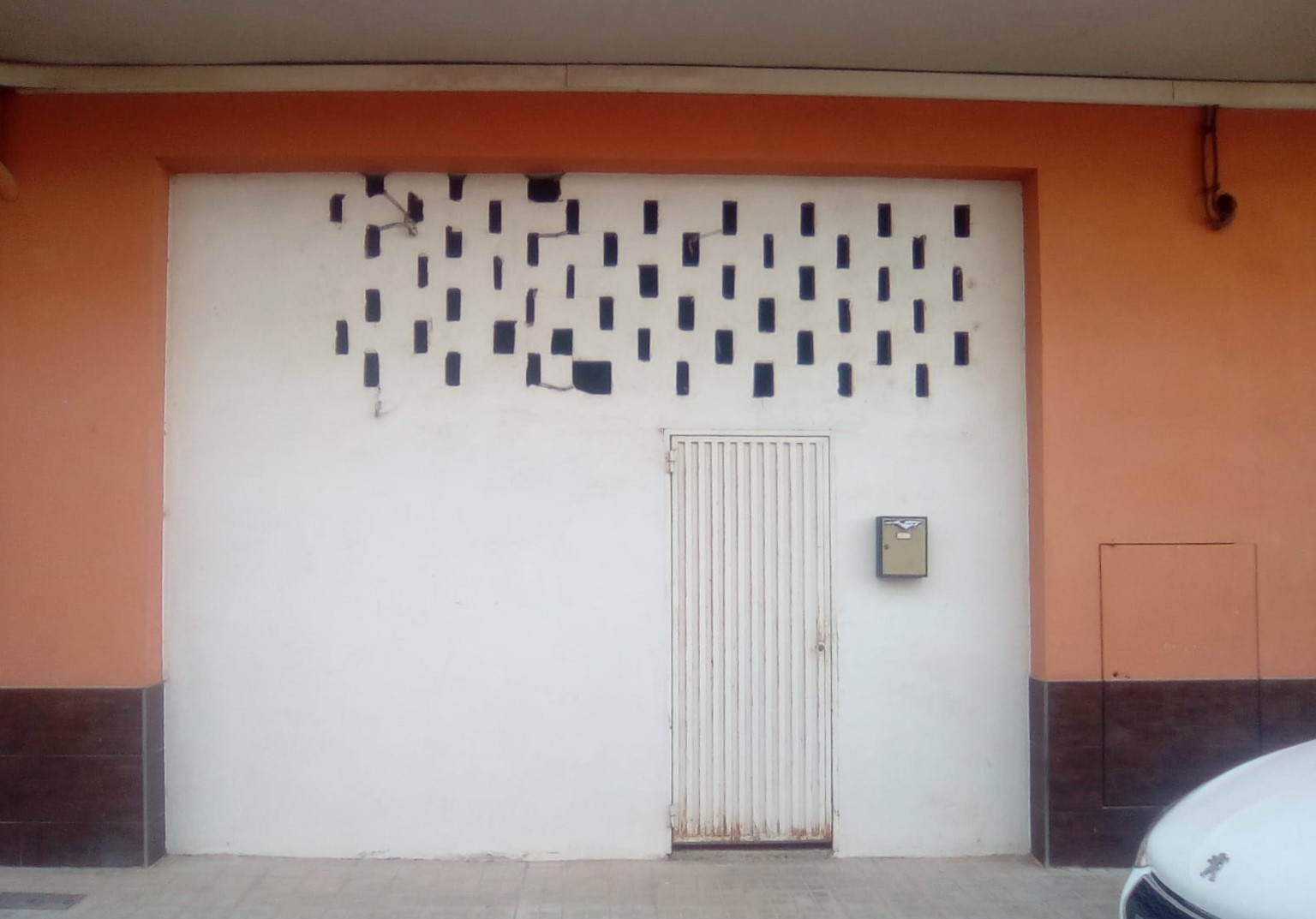 undefined - Image 1