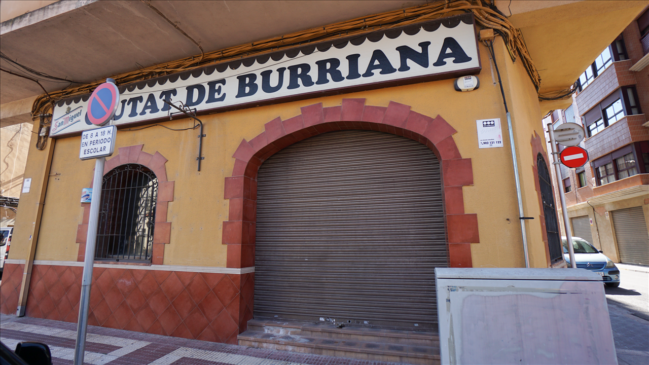 Local comercial en Maestro Serrano