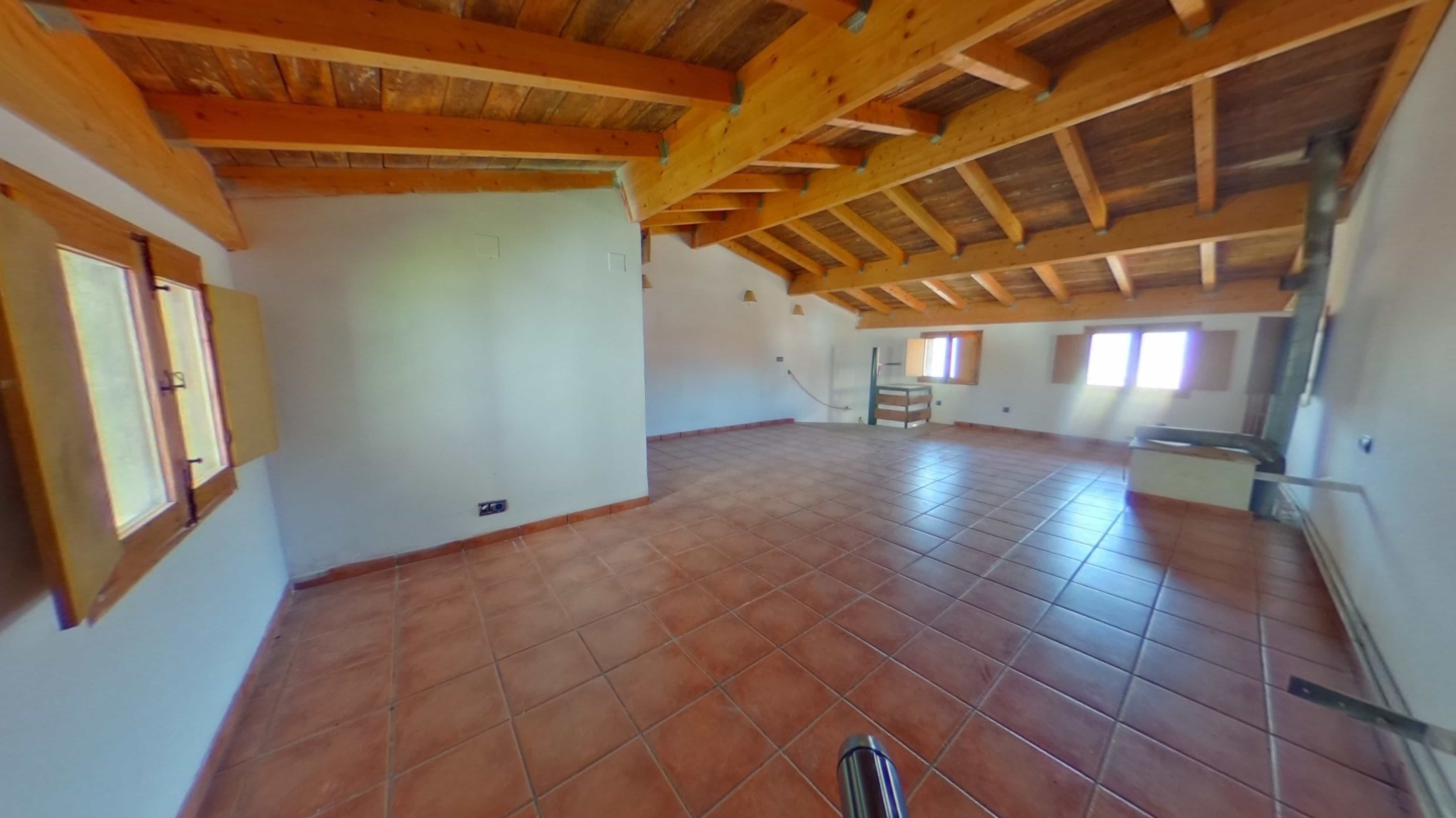 undefined - Image 3
