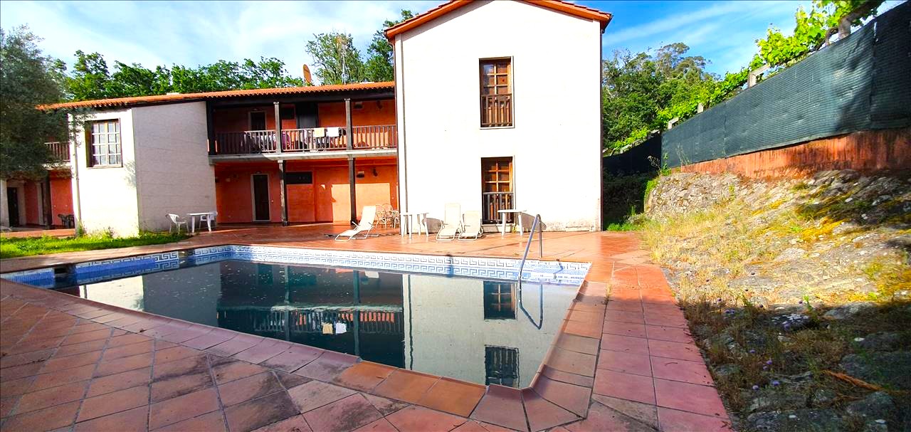 Vivienda en Lobios, Ourense