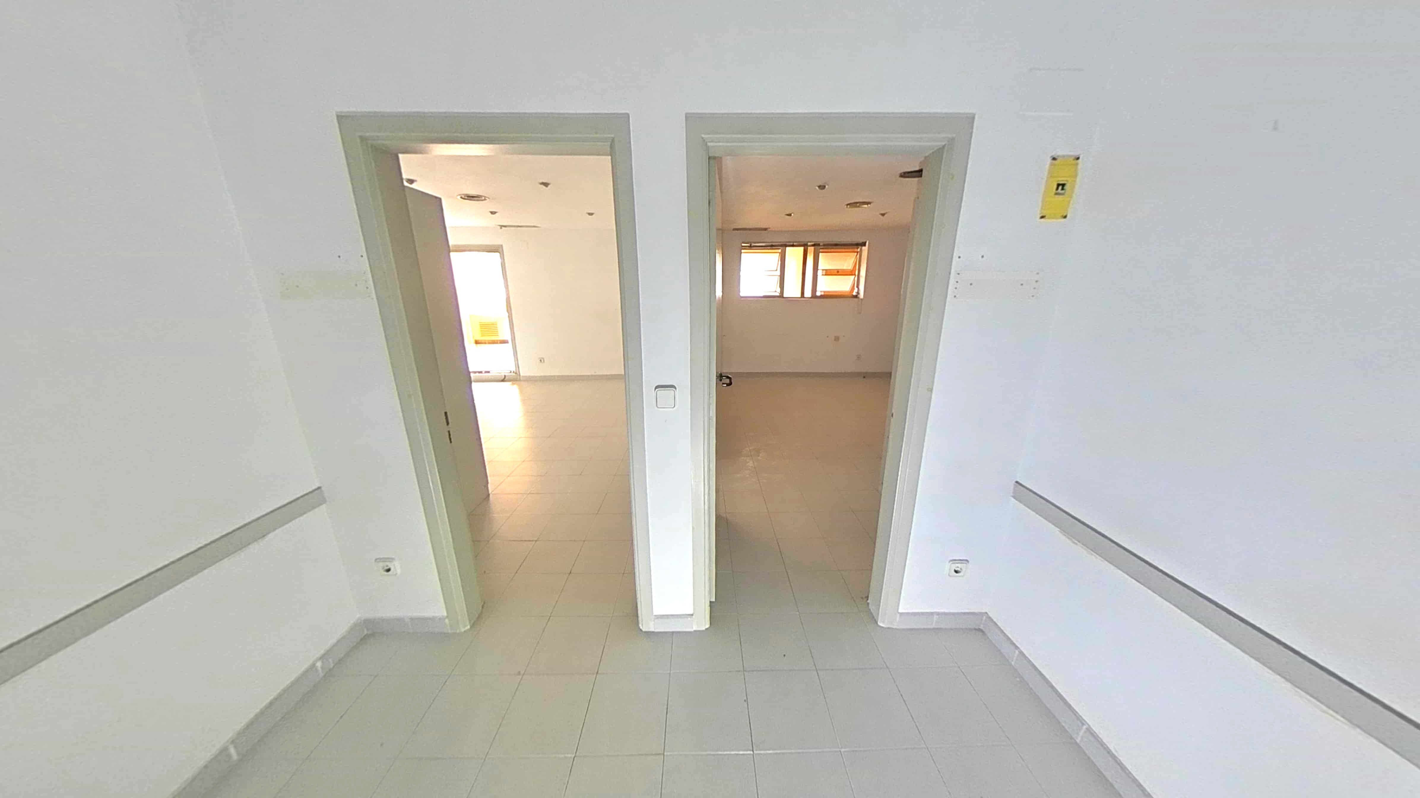 Imóvel para Recuperação em Figueres, Girona - 806m² - Image 4