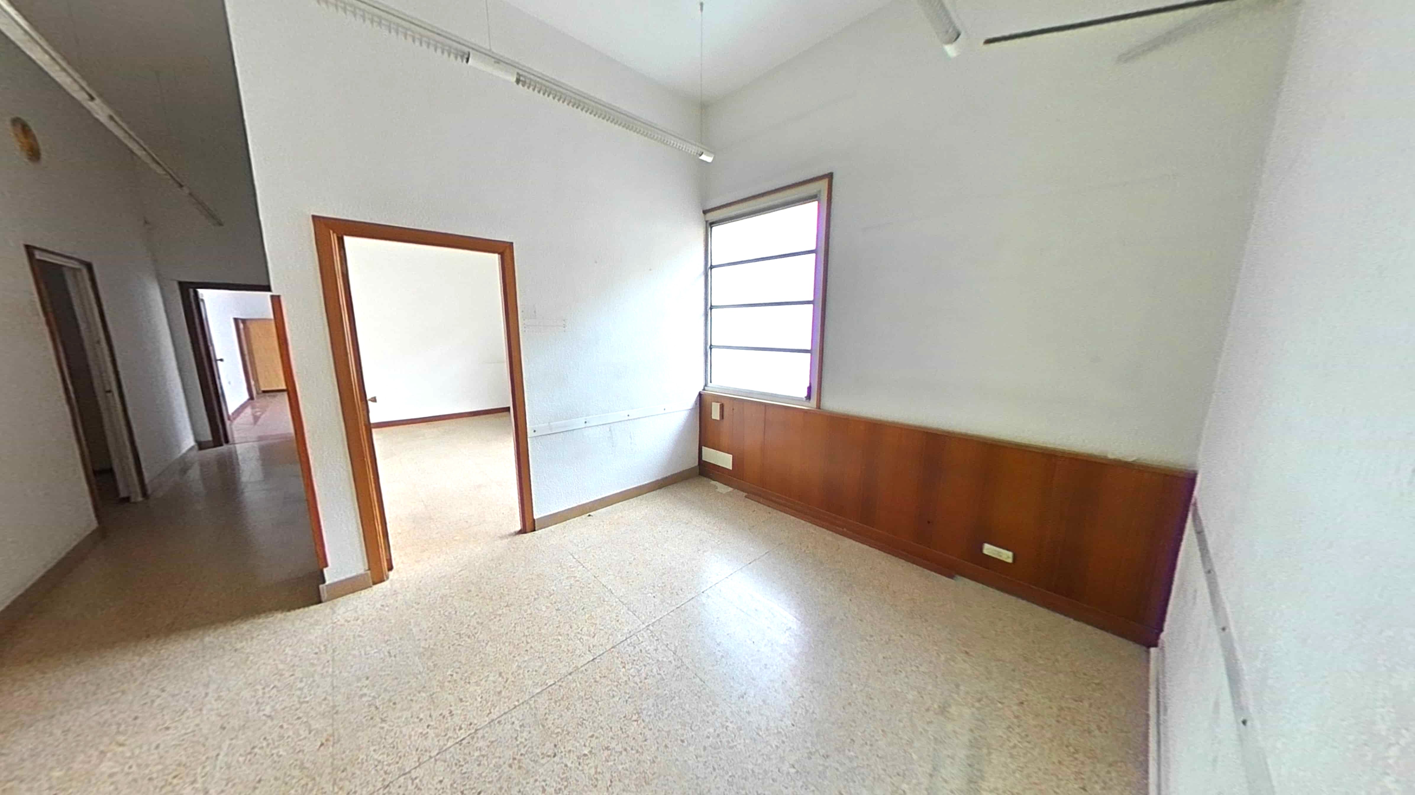 Imóvel para Recuperação em Figueres, Girona - 806m² - Image 10