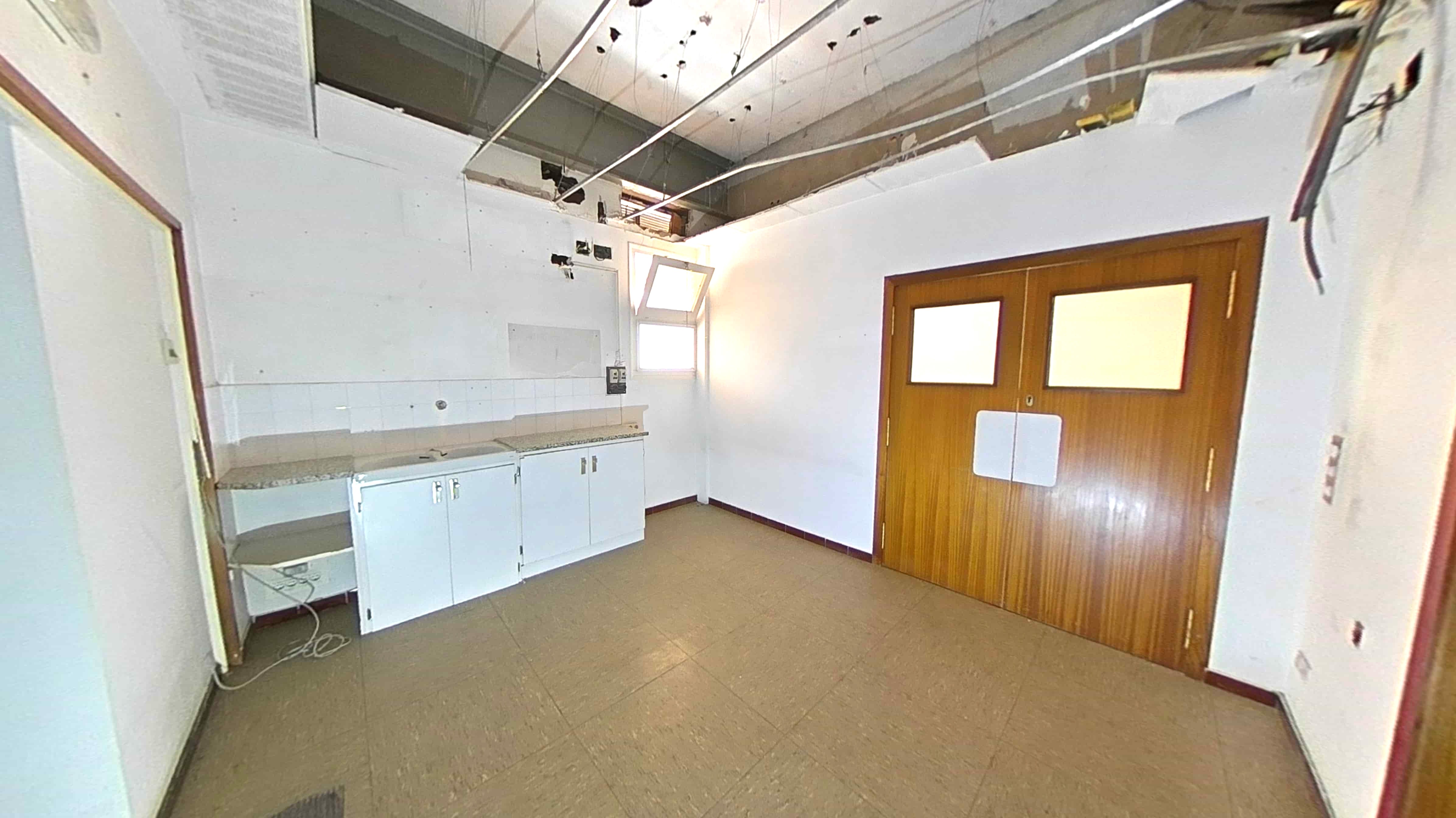 Imóvel para Recuperação em Figueres, Girona - 806m² - Image 11