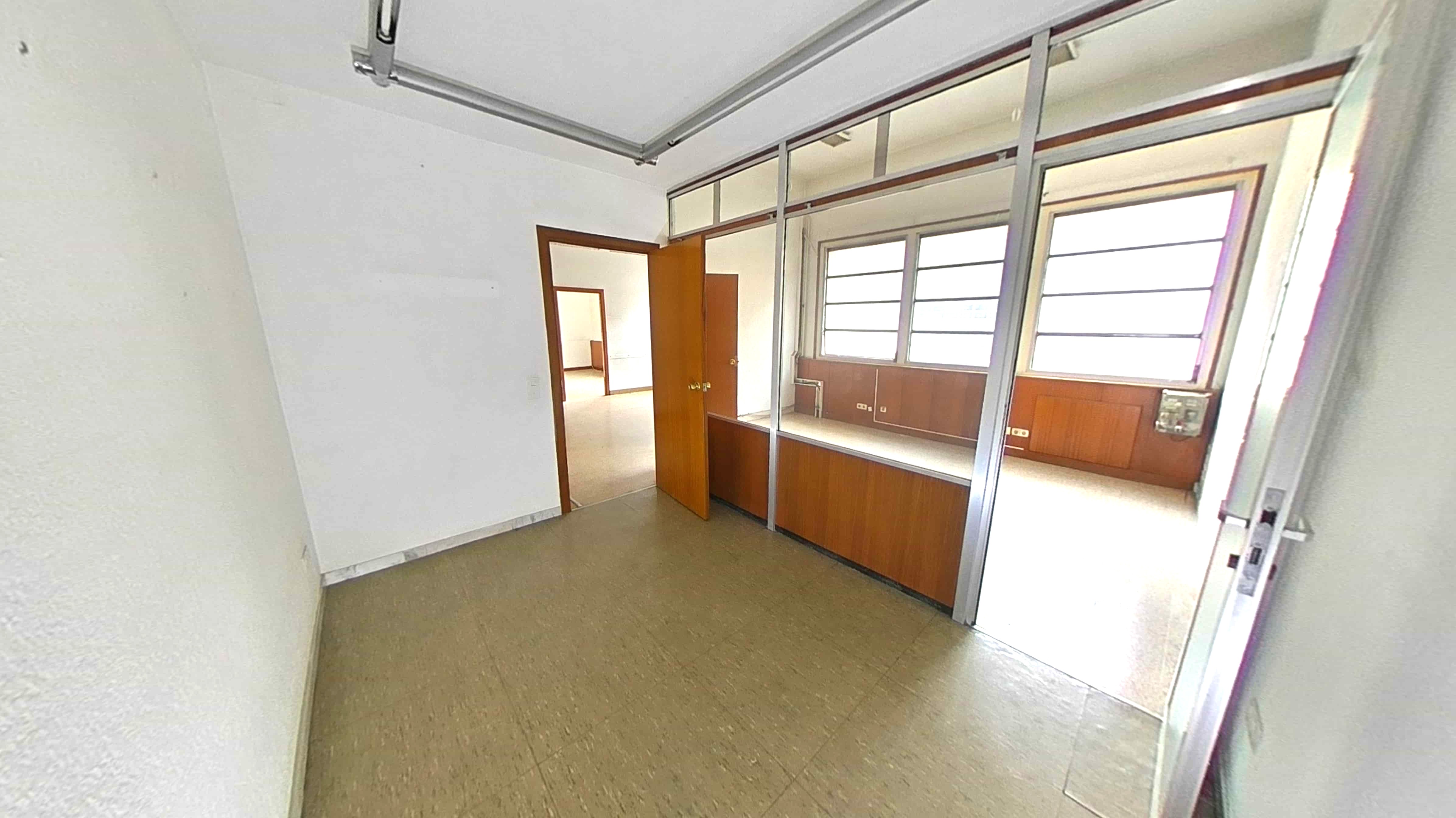 Imóvel para Recuperação em Figueres, Girona - 806m² - Image 15