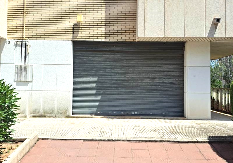 Local comercial en Sant Esteve Sesrovires