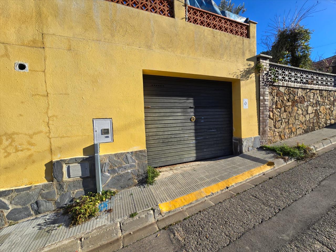 undefined - Image 2