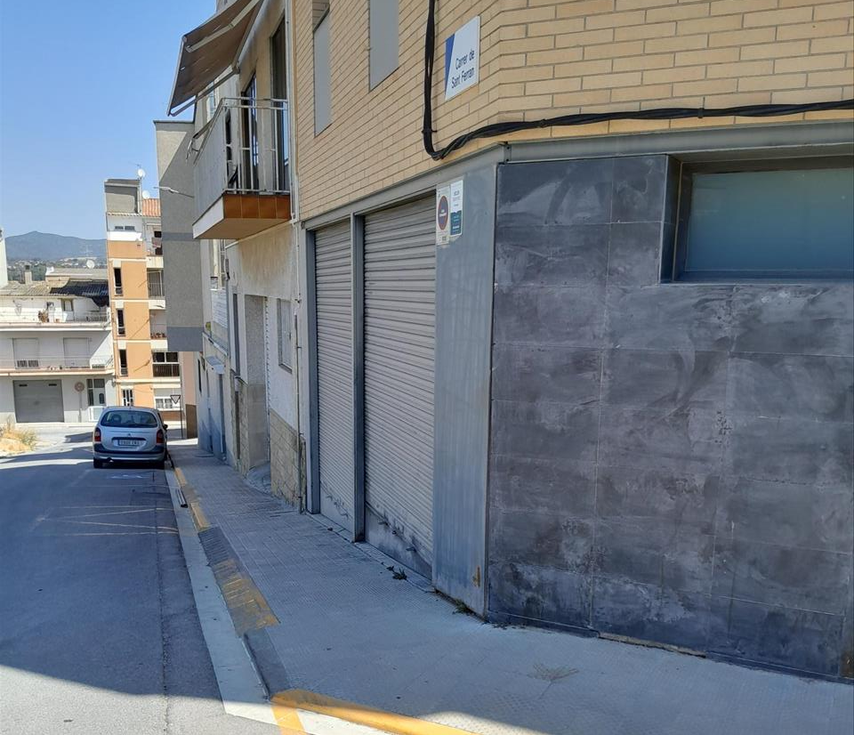 Local comercial en Calle Sant Ramon