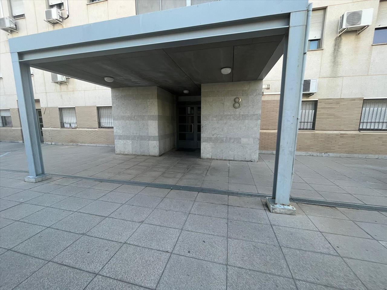 Piso en Tren Changay