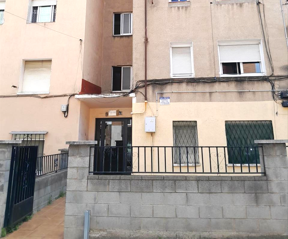  - Image 1