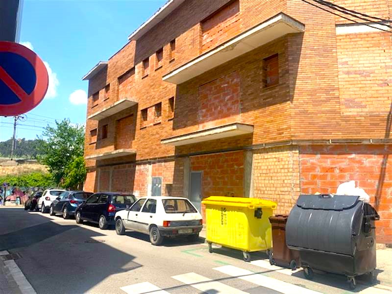 Promoción inacabada en Sant Vicenç de Castellet