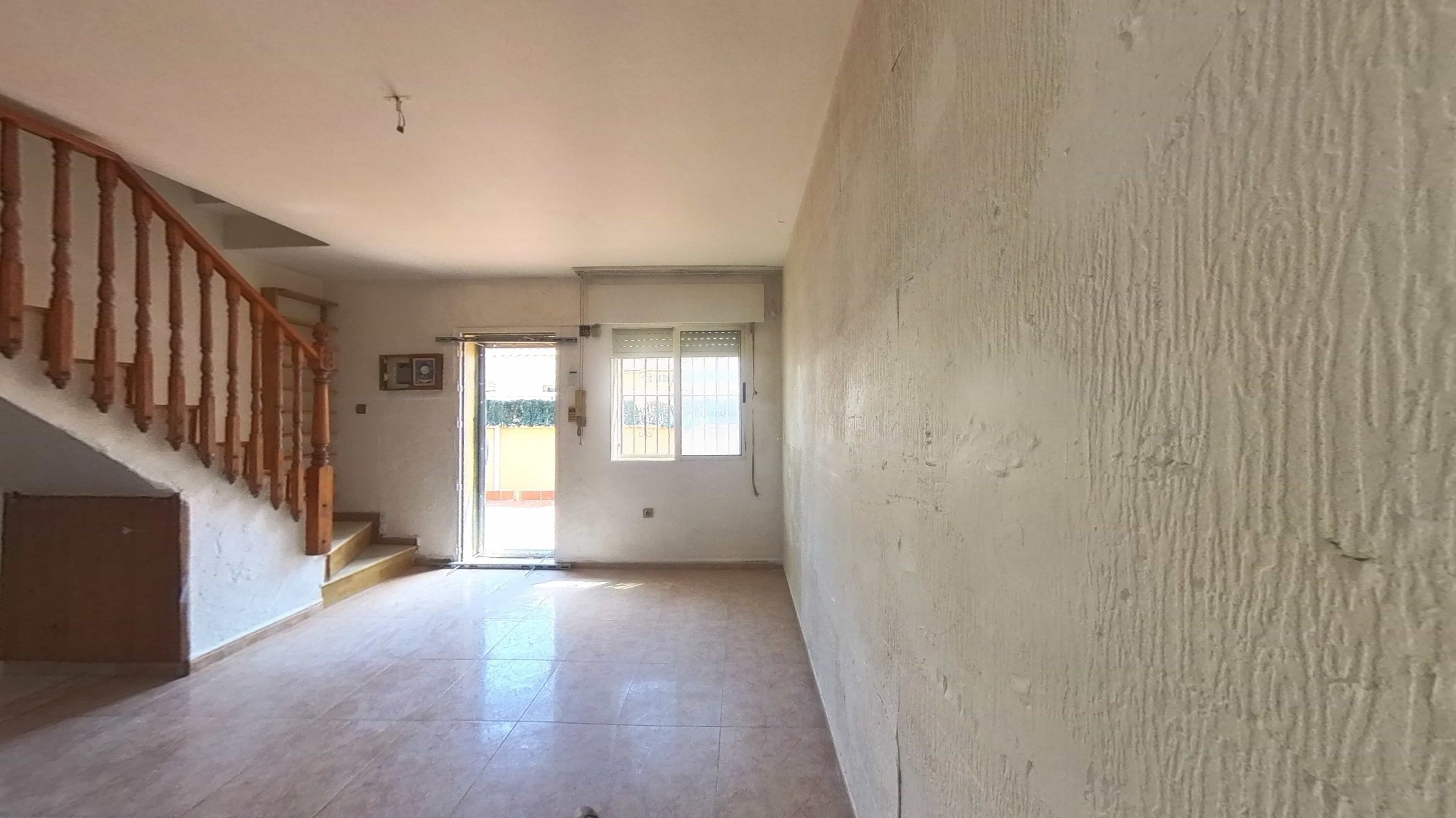 Duplex em Torrevieja, Alicante - Oportunidade de Recuperação - Image 6