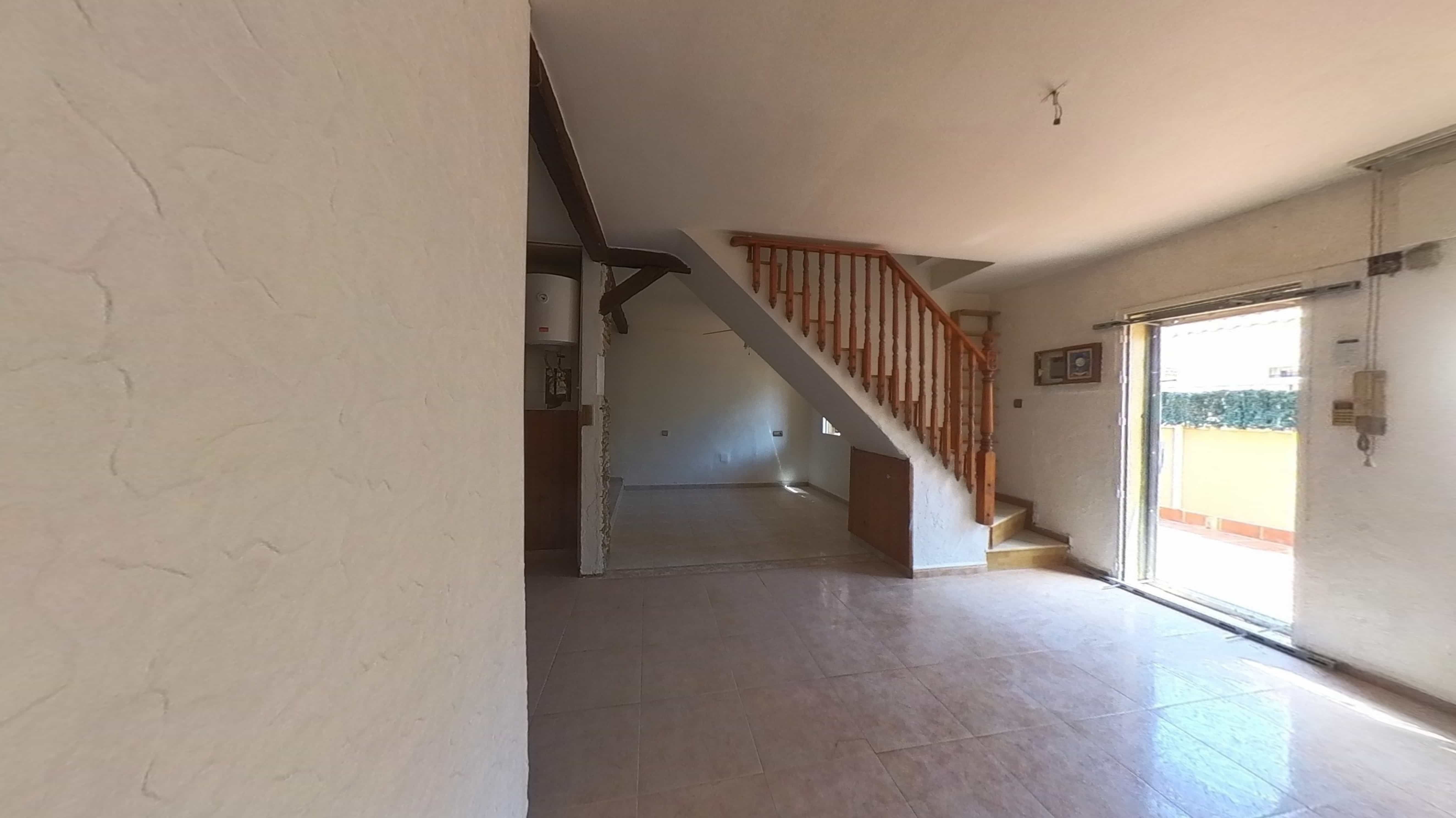 Duplex em Torrevieja, Alicante - Oportunidade de Recuperação - Image 8