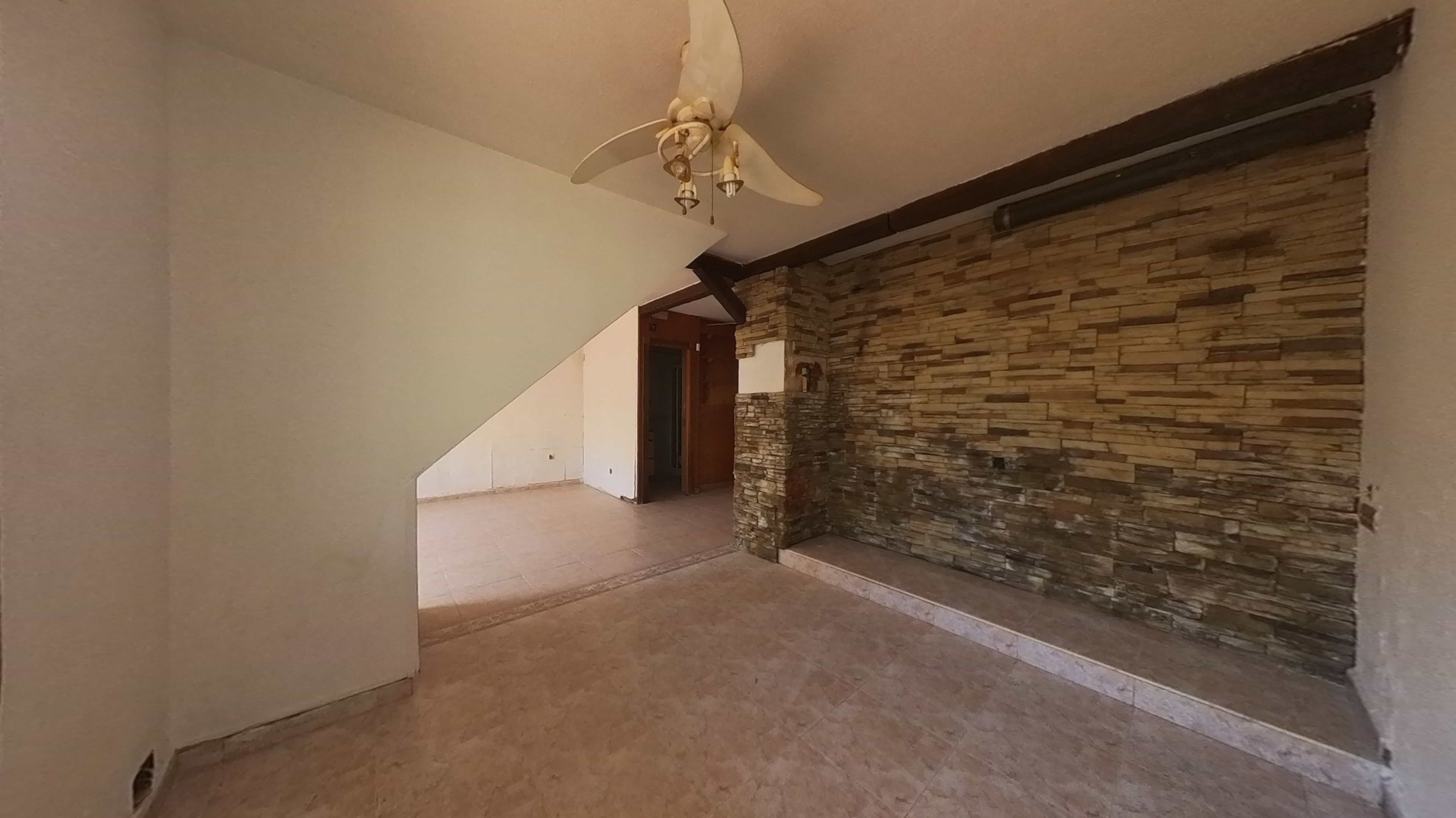 Duplex em Torrevieja, Alicante - Oportunidade de Recuperação - Image 10