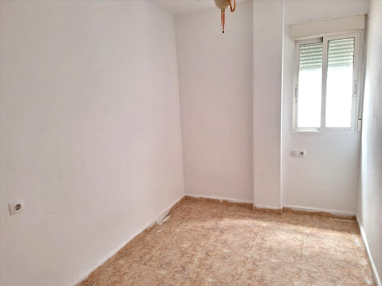 undefined - Image 13