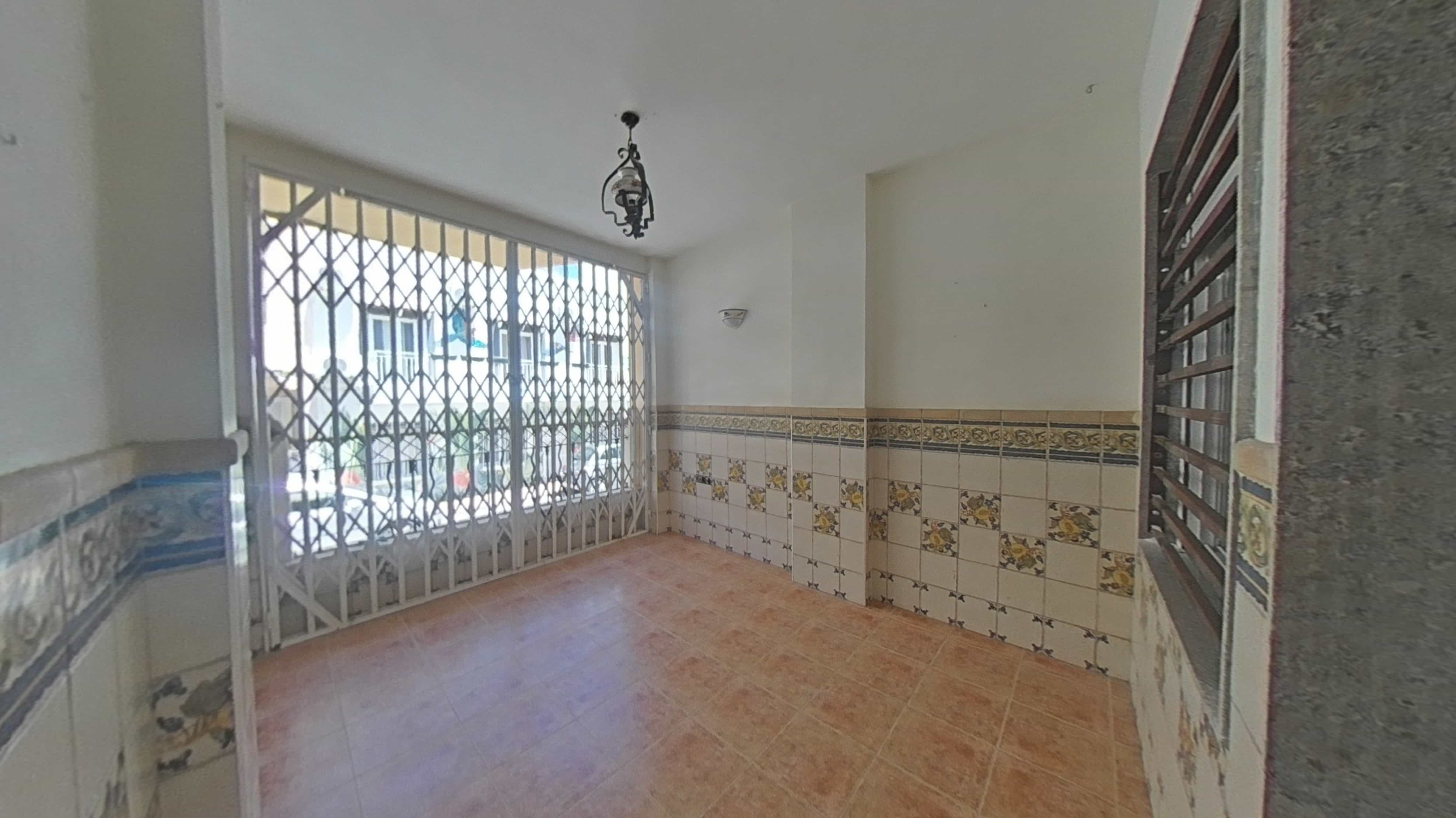 Espaçoso Apartamento T3 em Torrevieja, Alicante - Image 16