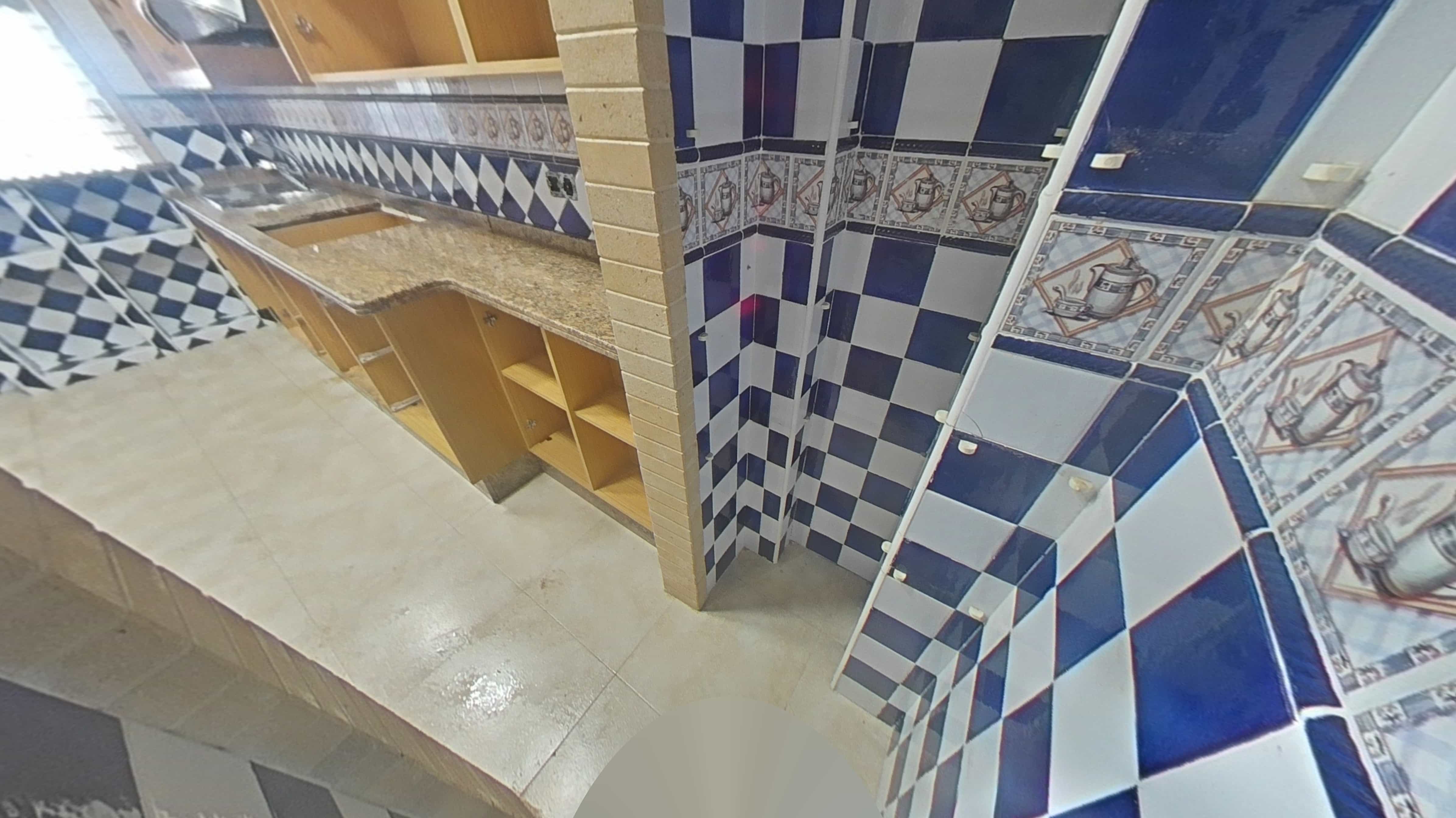 Espaçoso Apartamento T3 em Torrevieja, Alicante - Image 13